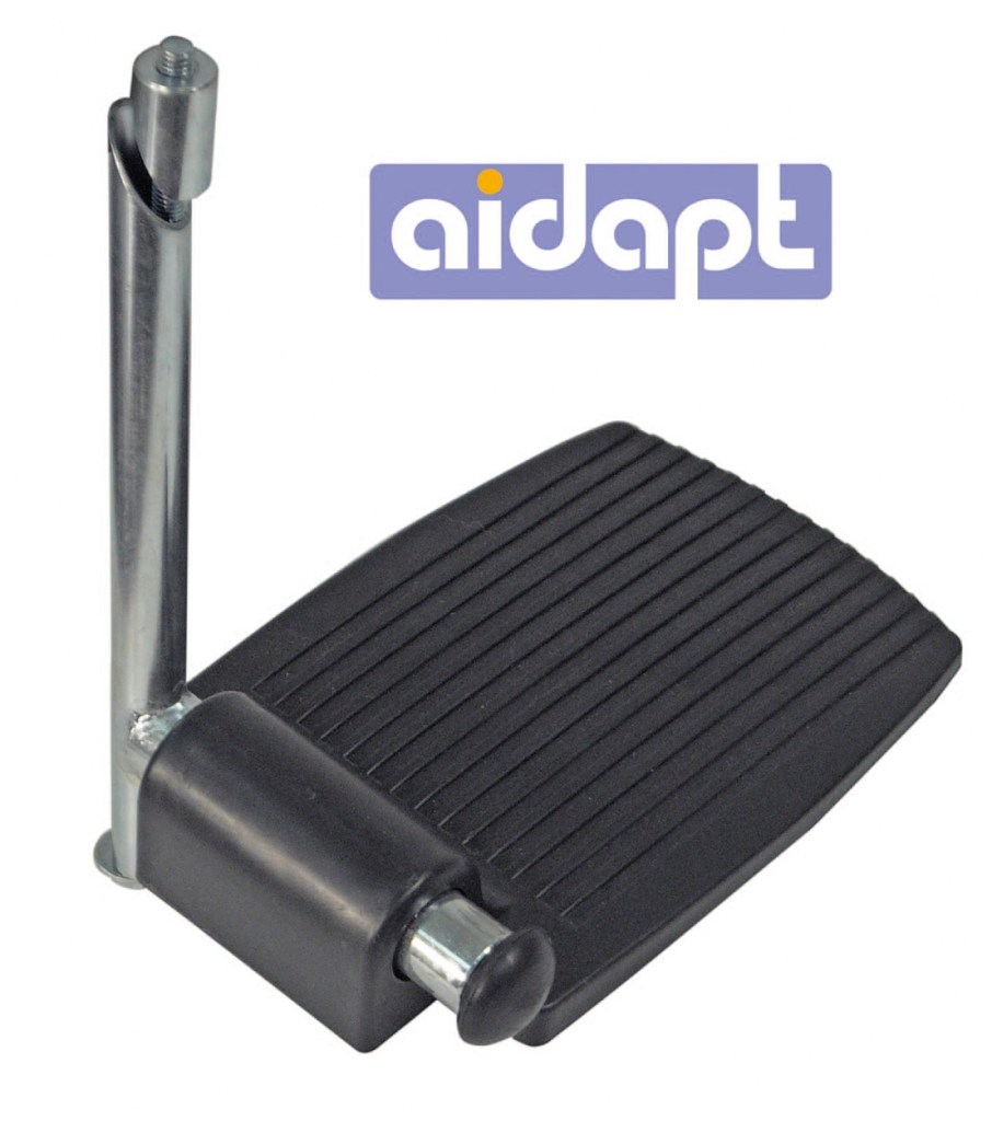 Pair of Footrests for the VA172 Range of Aidapt Transit Chairs