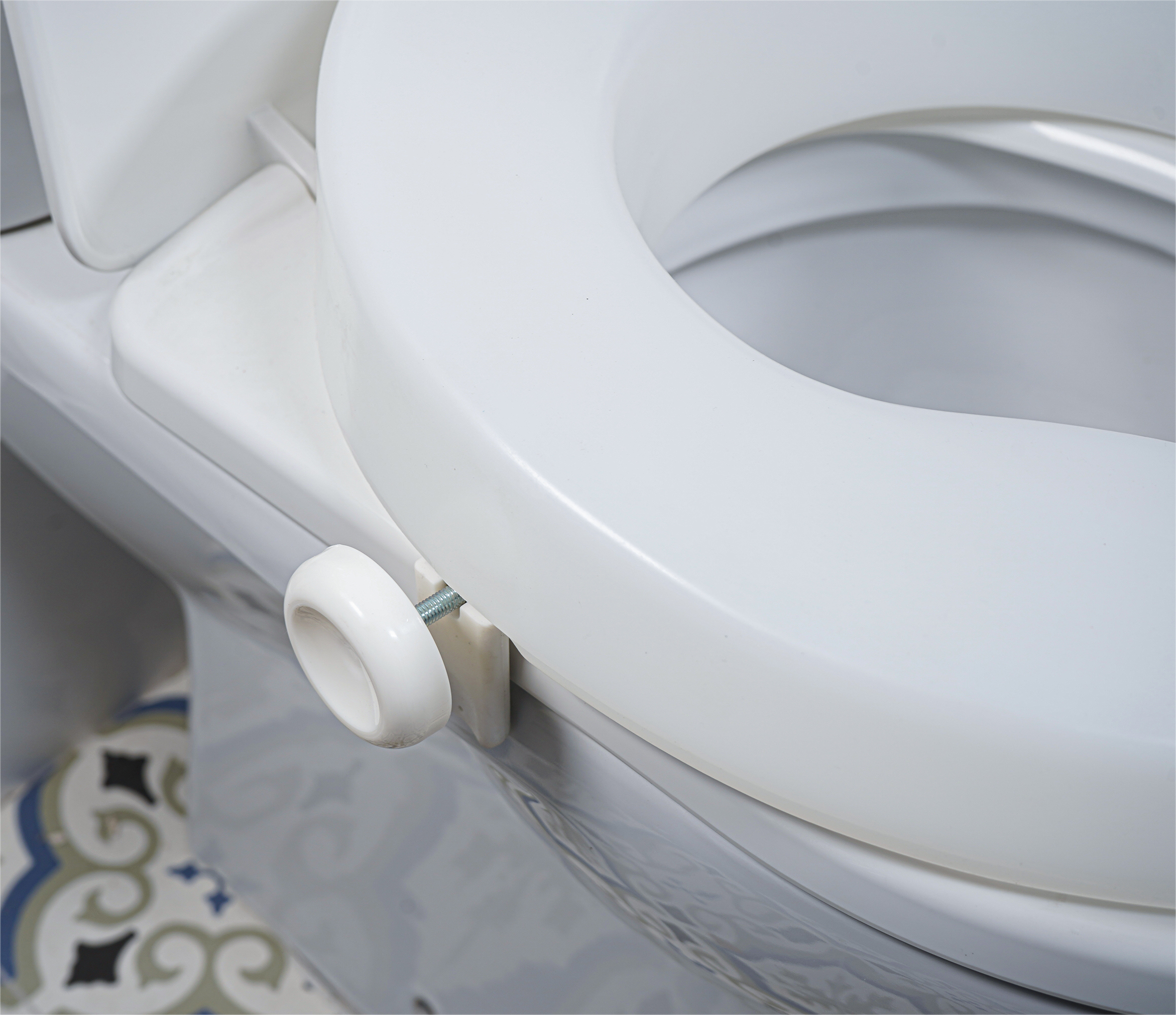 Ashby Raised Toilet Seat - Image 3