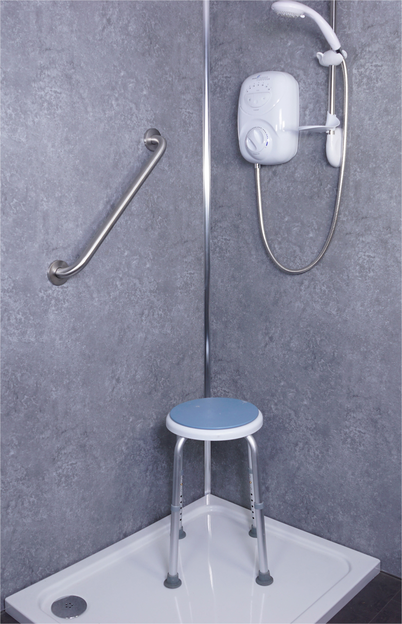 Stainless Steel Grab Bar in Brushed Finish - Image 15
